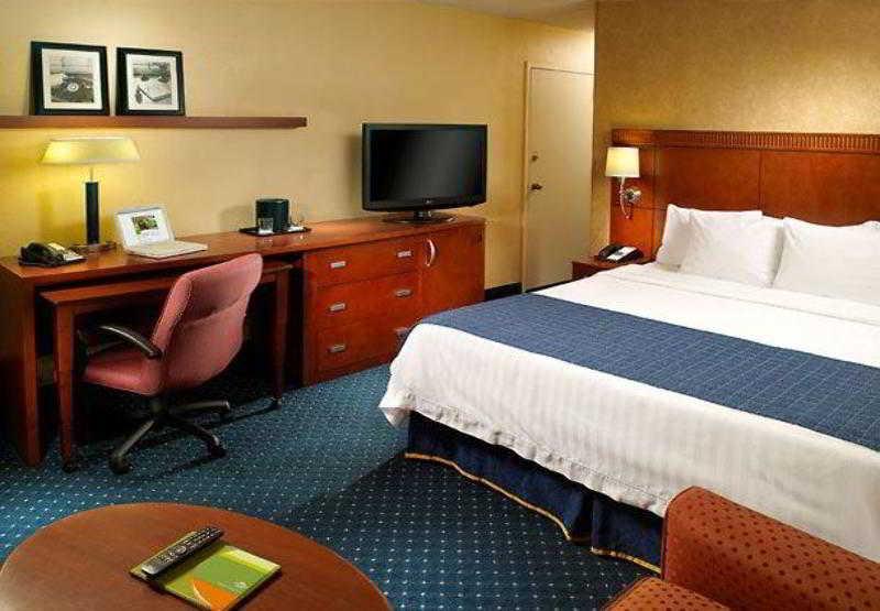 คอร์ทยาร์ด ออกัสตา Hotel ห้อง รูปภาพ