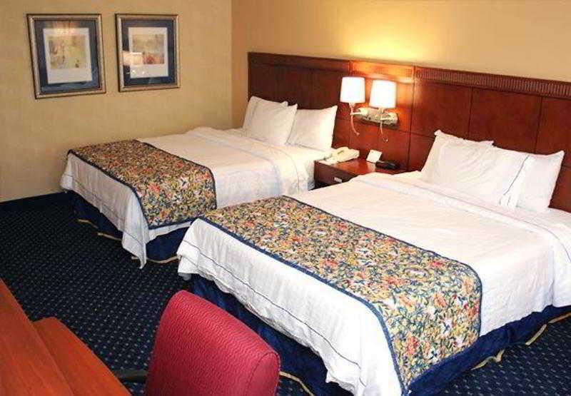 คอร์ทยาร์ด ออกัสตา Hotel ห้อง รูปภาพ